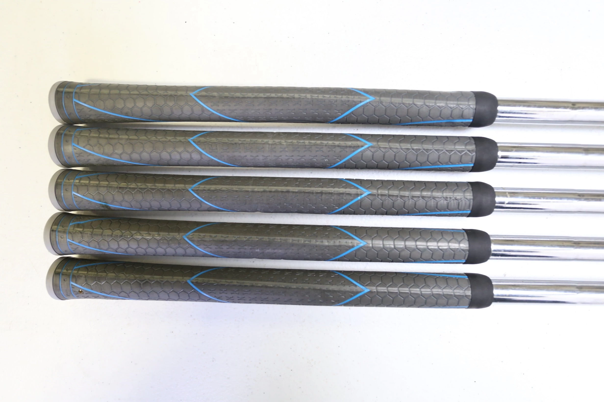 Titleist DCI 822 Oversize 6-PW Iron Set RH Titleist Steel Shafts Stiff Flex - Image 8