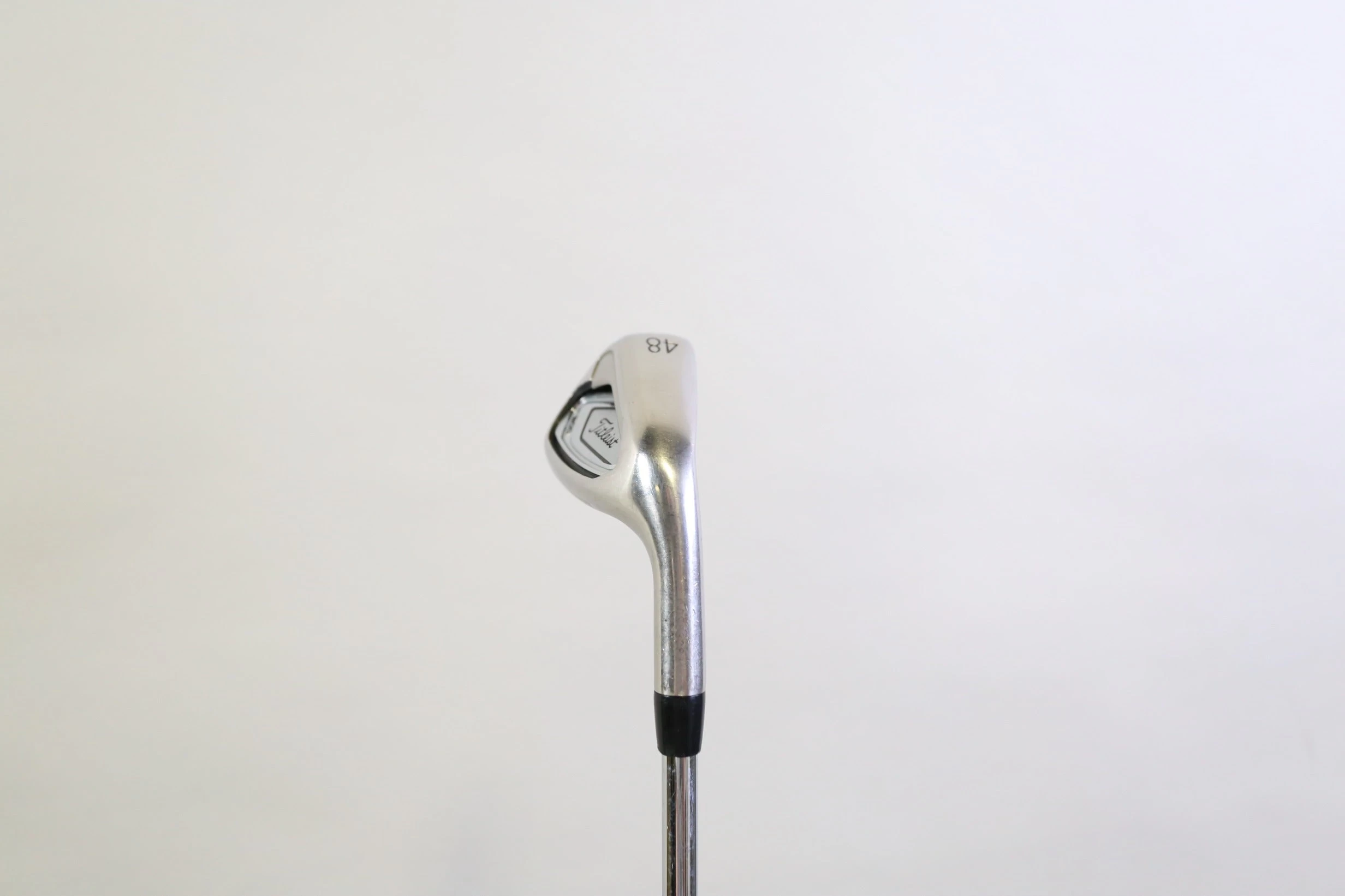 Titleist T300 48* Wedge RH 35.5 In AMT R300 Steel Shaft Regular Flex - Image 4