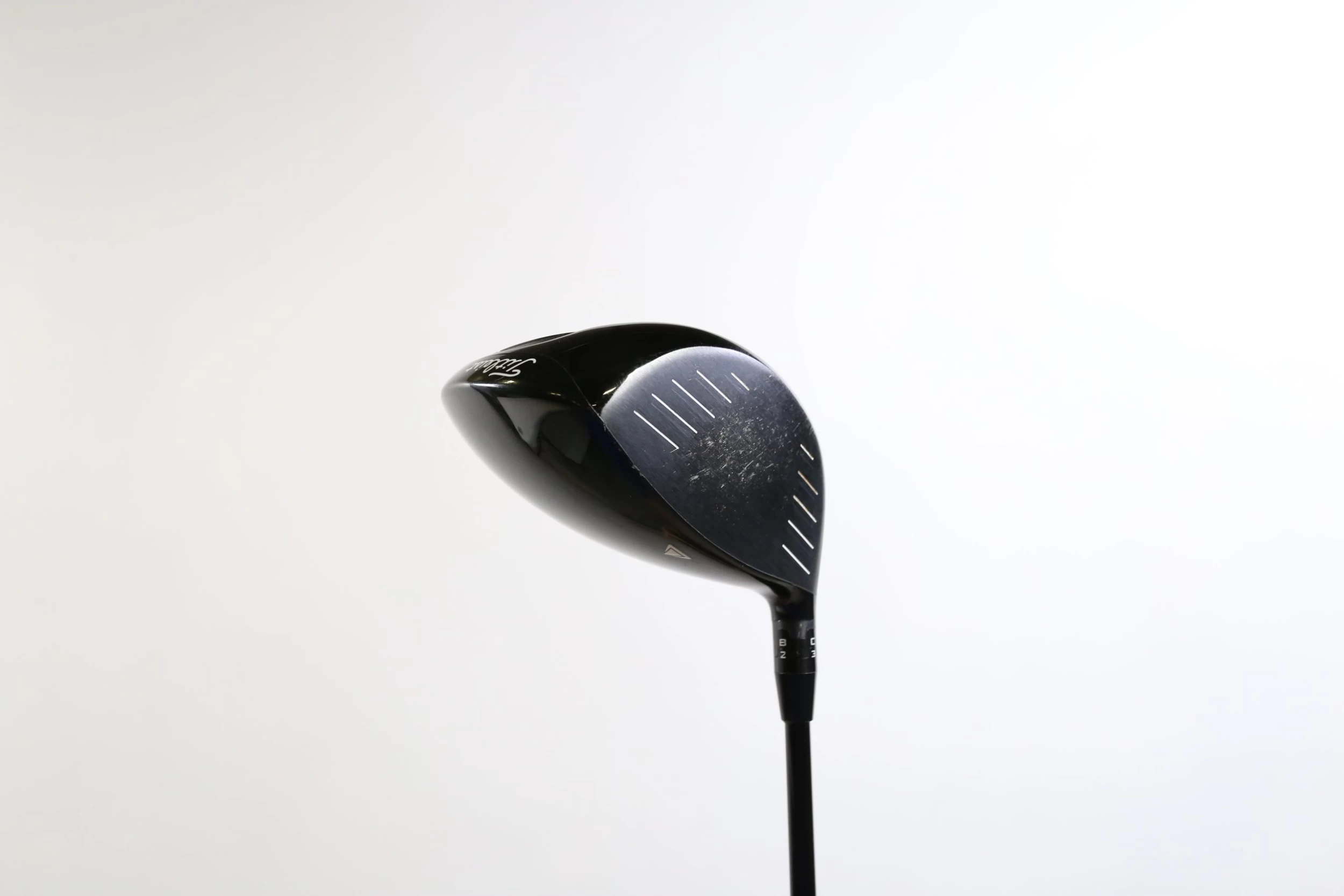 Titleist 915D3 Driver - Left-Handed - 10.5 Degrees - Regular Flex - Image 5
