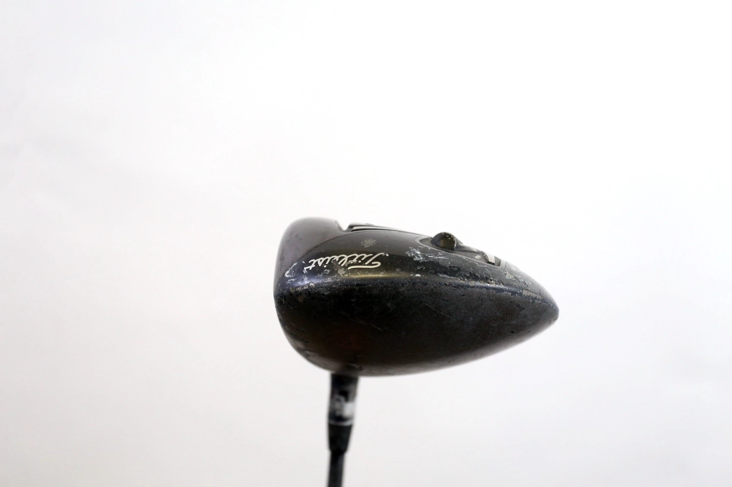 Titleist 917D2 Driver - Right-Handed - 9.5 Degrees - Regular Flex - Image 4