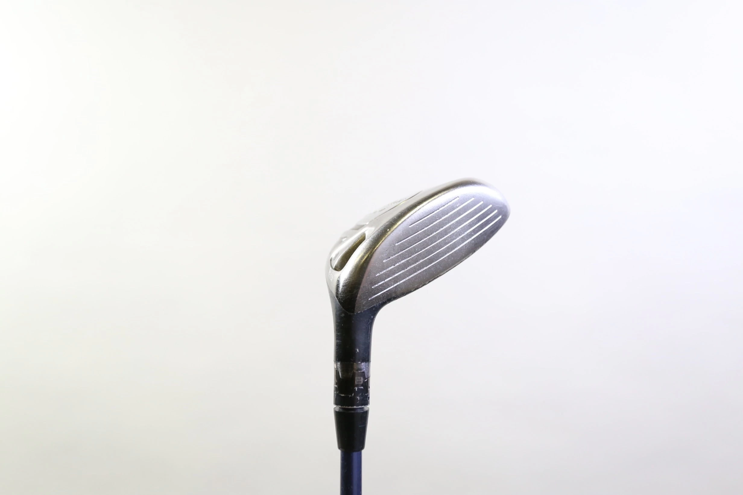 Titleist 910F 5 Wood 19* RH 42.5 In Diamana Graphite Shaft Regular Flex - Image 2