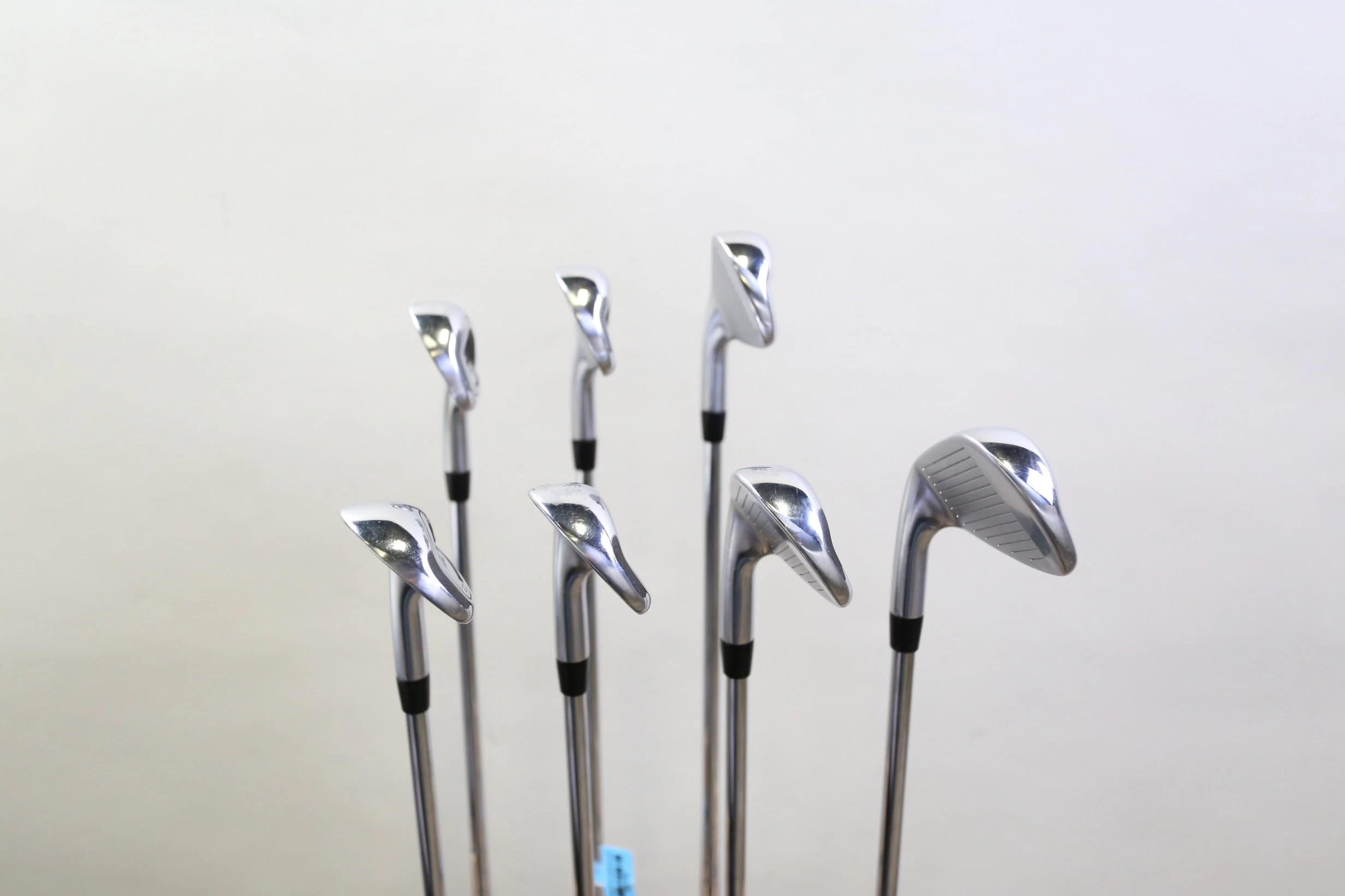 Titleist T200 5-PW-48W Iron Set RH True Temper AMT Red Steel Stiff Flex - Image 3