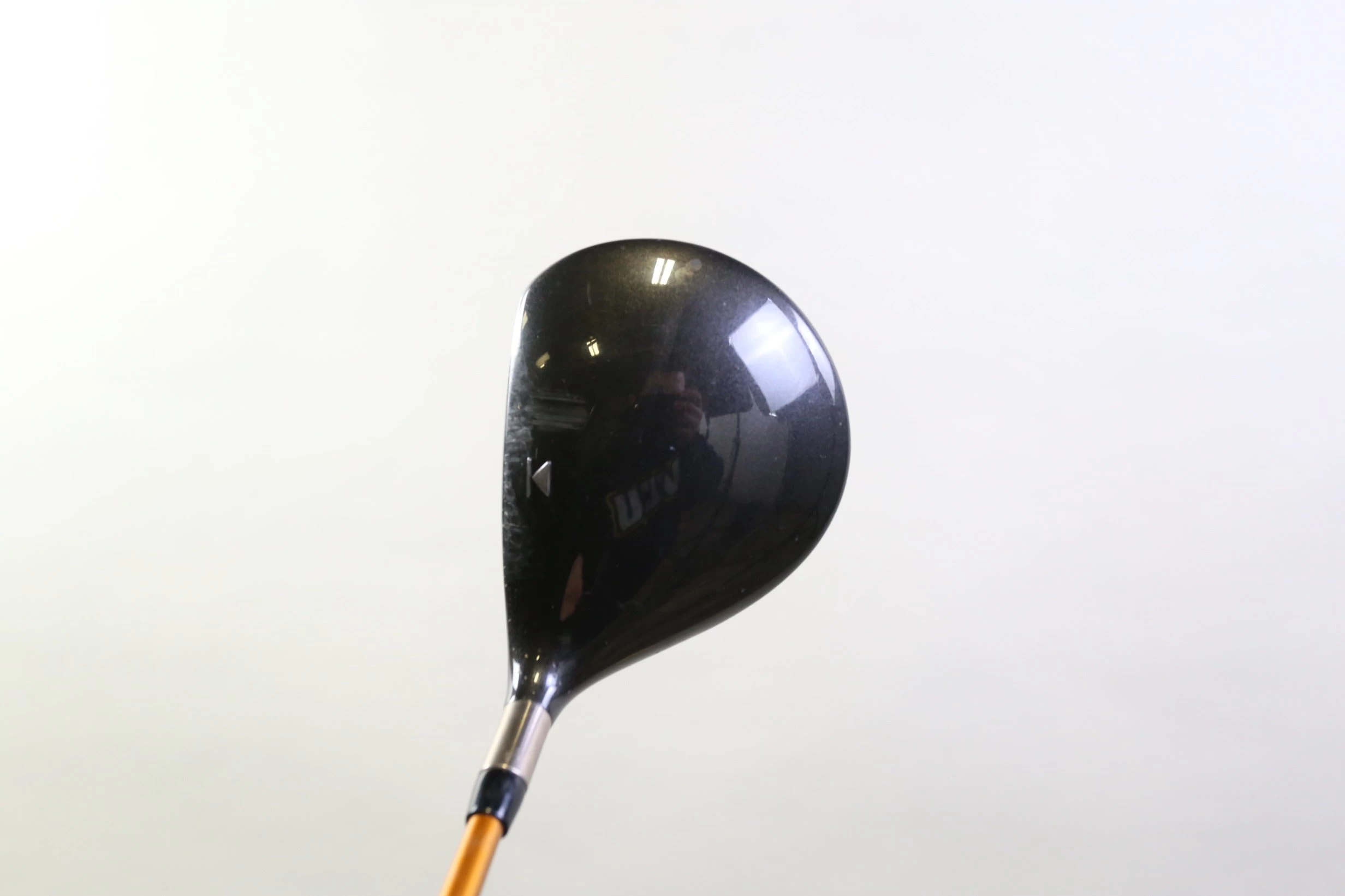 Titleist 905T Driver - Right-Handed - 10.5 Degrees - Regular Flex - Image 7