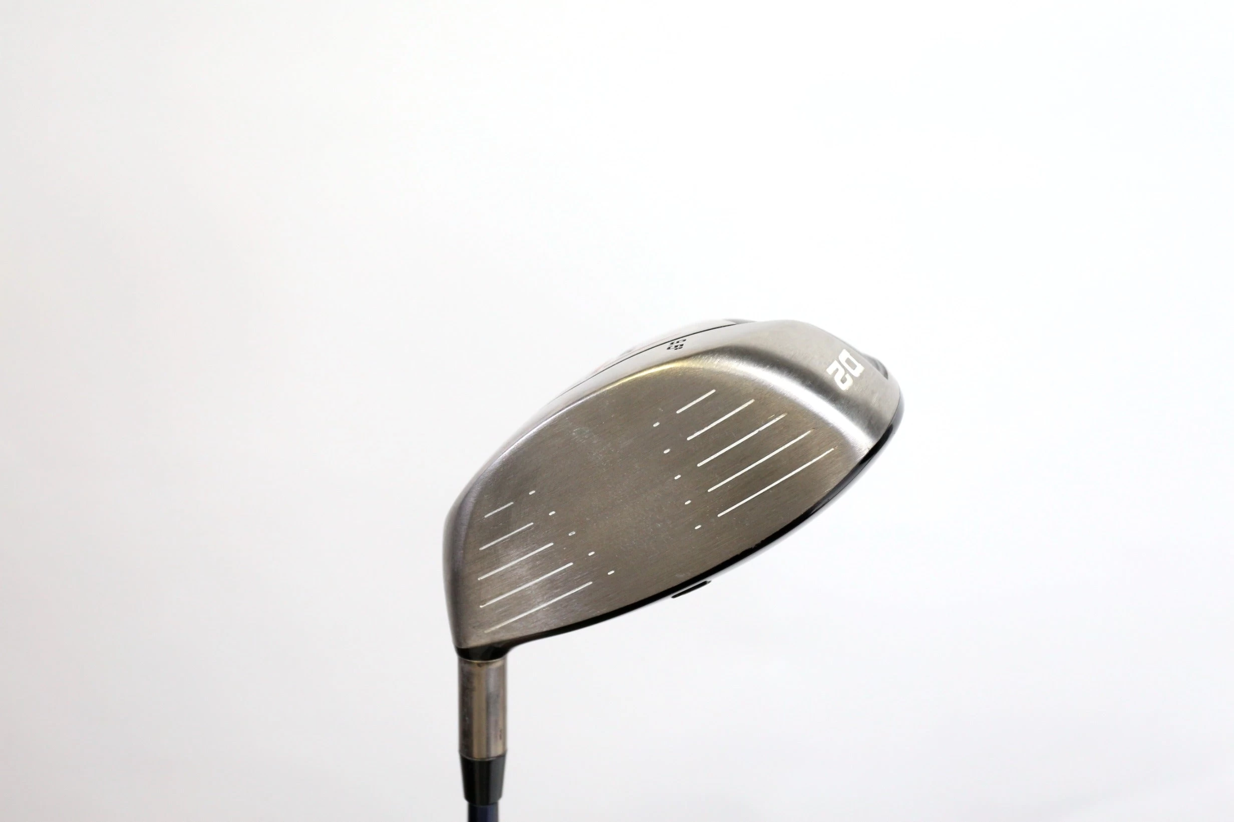 Titleist 907 D2 Driver - Right-Handed - 9.5 Degrees - Regular Flex - Image 6