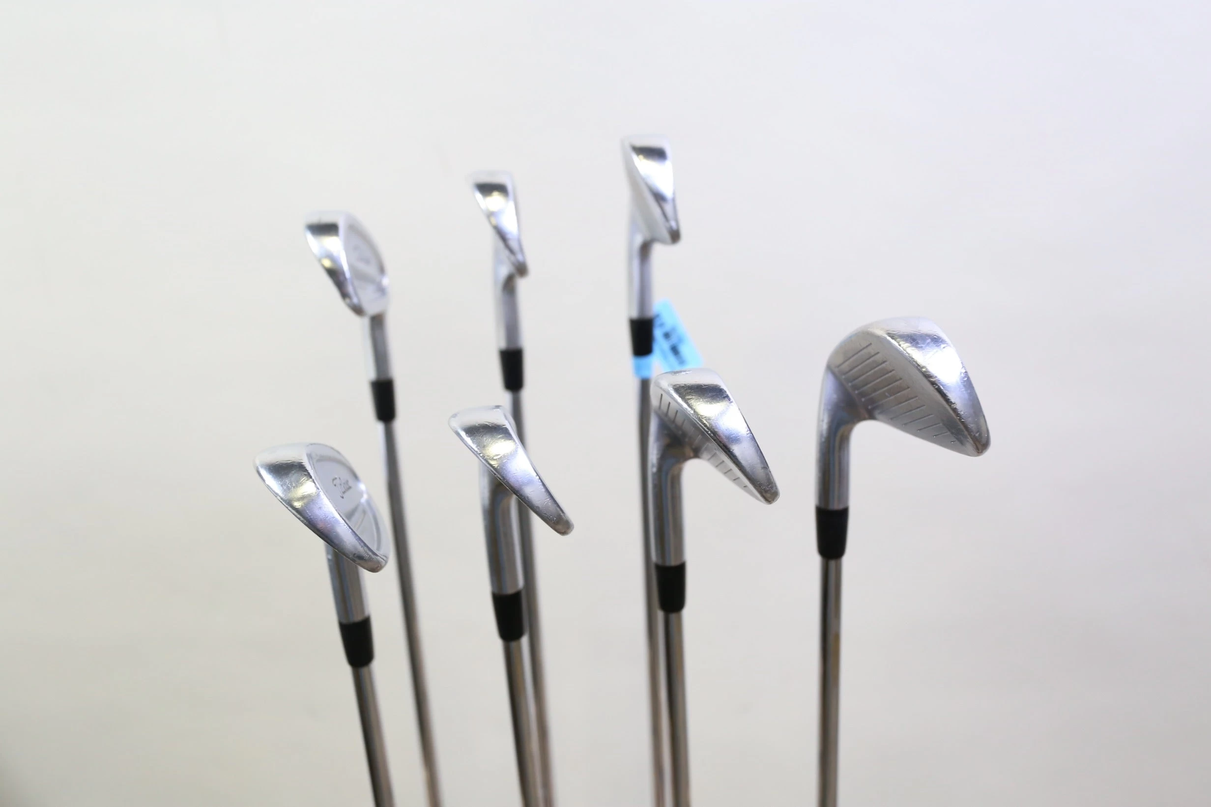 Titleist CB 714 Forged 4-PW Iron Set RH True Temper XP Steel Regular Flex - Image 3