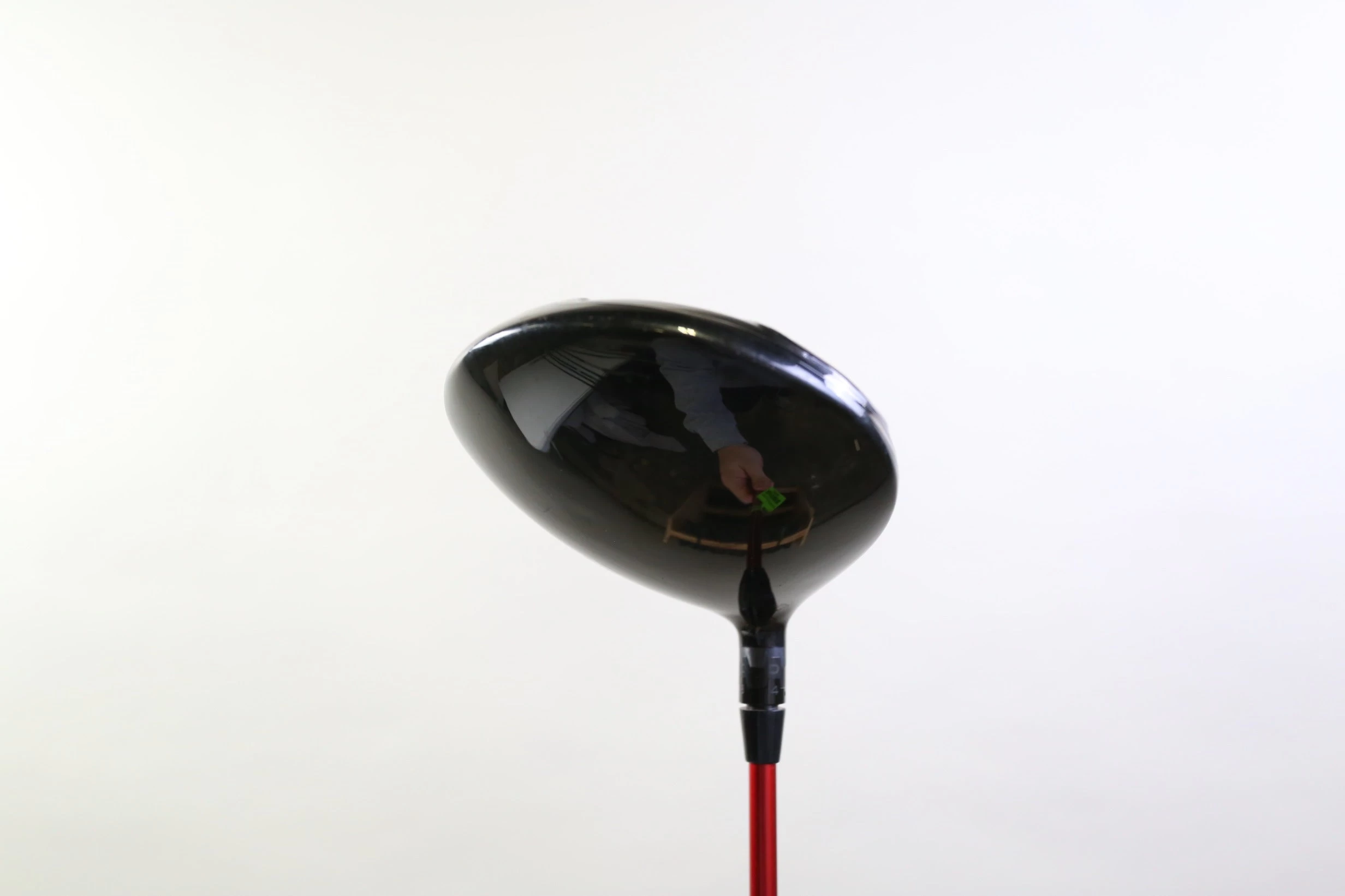 Titleist 910D2 Driver - Right-Handed - 10.5 Degrees - Seniors Flex - Image 4