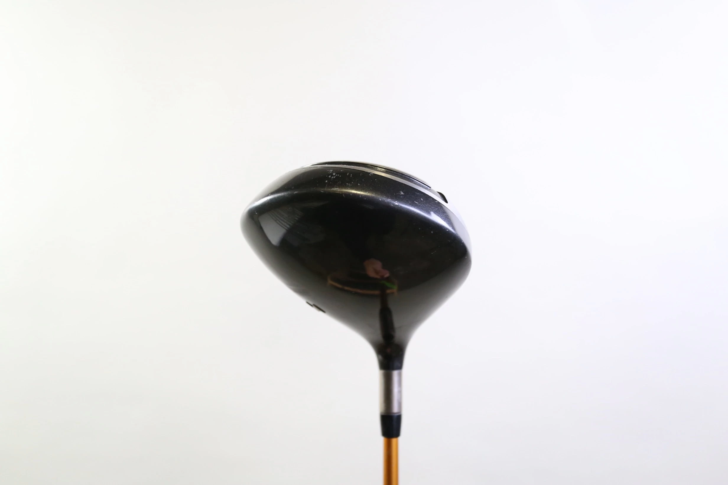 Titleist 905T Driver - Right-Handed - 10.5 Degrees - Regular Flex - Image 4