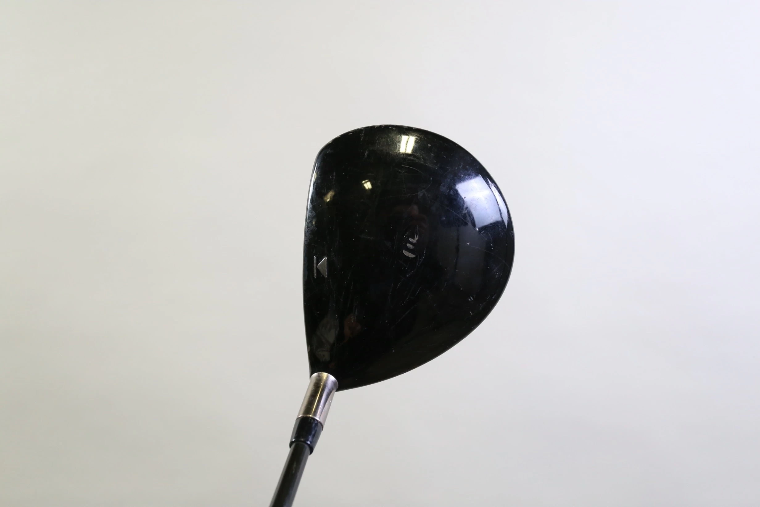 Titleist 907 D2 Driver - Right-Handed - 7.5 Degrees - Stiff Flex - Image 7