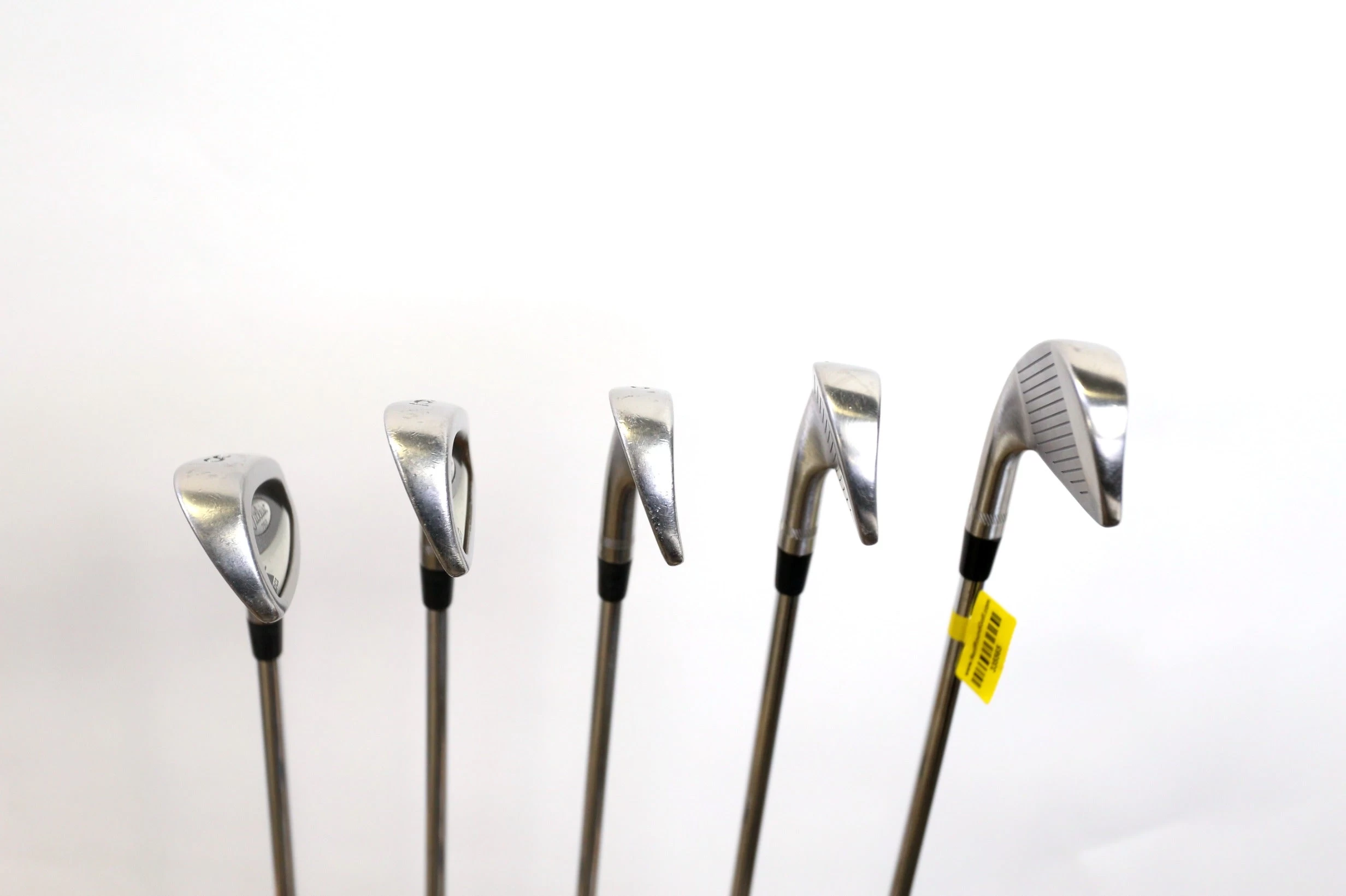 Titleist DCI 762 3-6, 8 Iron Set RH -0.25 In Dynamic Gold Steel Shaft Stiff Flex - Image 3